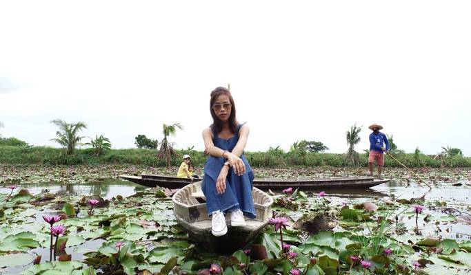 Red Lotus Flower Market Half Day Tour (+ drone photo shoot / boat ride) - from Bangkok