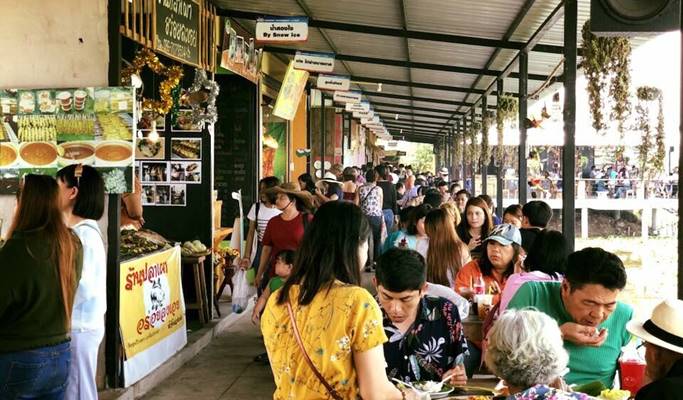 Red Lotus Flower Market Half Day Tour (+ drone photo shoot / boat ride) - from Bangkok