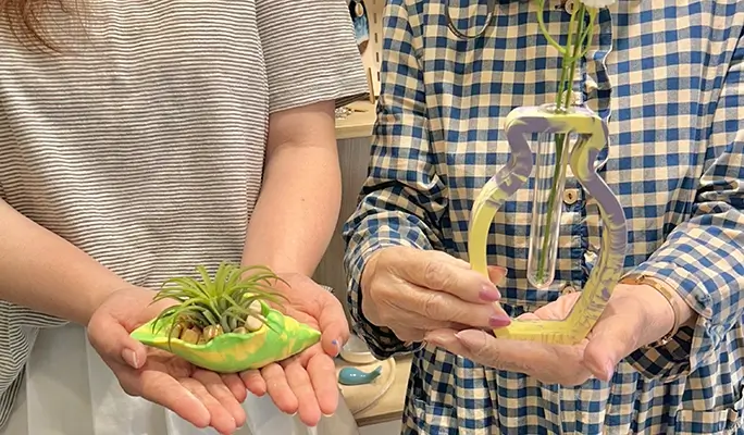 Make Your Own Eco Resin Decor with Ocean Vibes in Gwangalli, Busan
