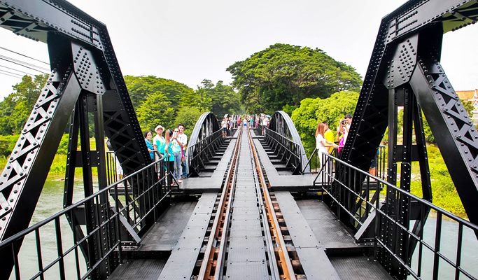 Damnoen Saduak Floating Market & River Kwai 1 Day Tour - from Bangkok
