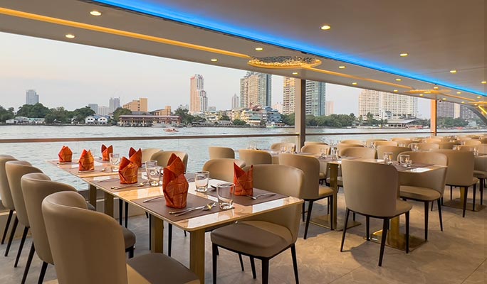 Royal Galaxy Dinner Cruise in Bangkok (+ International/ Thai Buffet)