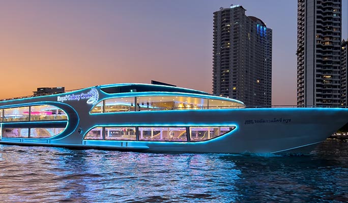 Royal Galaxy Dinner Cruise in Bangkok (+ International/ Thai Buffet)