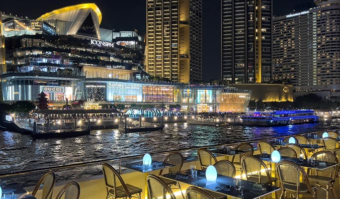 Royal Galaxy Dinner Cruise in Bangkok (+ International/ Thai Buffet)