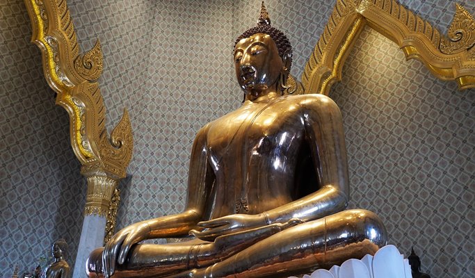 Highlights of Bangkok City Selfie Tour (Half Day)