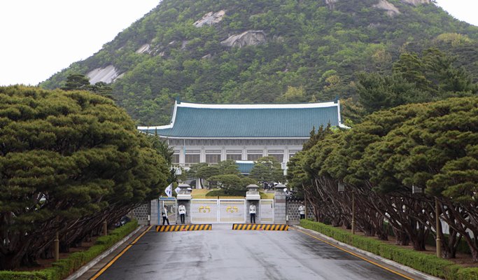Yellow Double-Decker Seoul City Tour Bus Discount Ticket