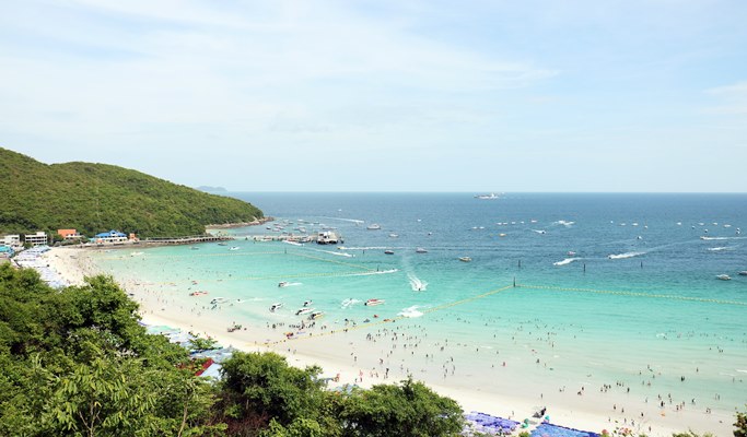 バンコク スワンナプームBBK空港 ↔ パタヤ 送迎 - 乗合バス＆バン
