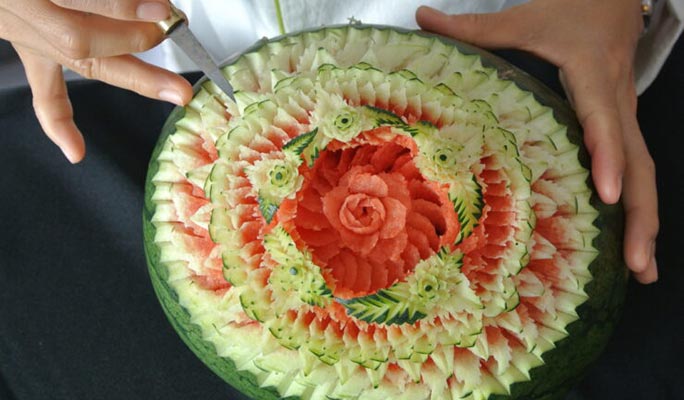 Traditional Thai Fruit and Vegetable Carving Class by Siam Carving Academy in Bangkok