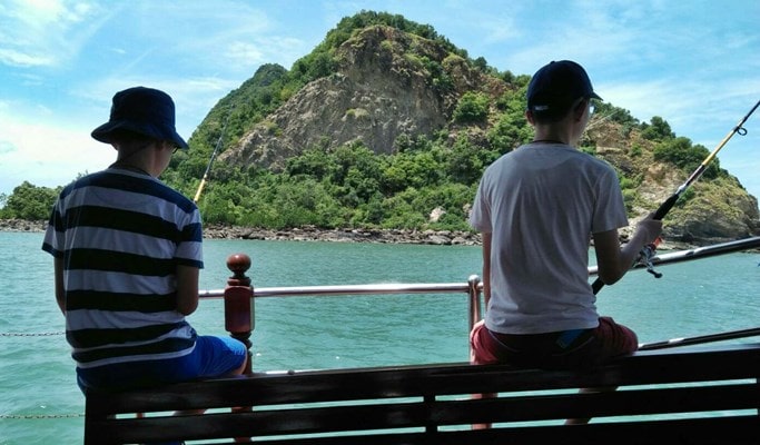 Hua Hin Boat Tour: Siam Sea Cret Fishing Tour (Day/Night)