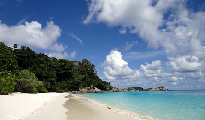 Similan Islands 1 Day Tour by Speedboat (+Lunch/Snorkeling) - from Phuket (~mid May)