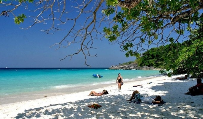 Similan Islands 1 Day Tour by Speedboat (+Lunch/Snorkeling) - from Phuket (~mid May)