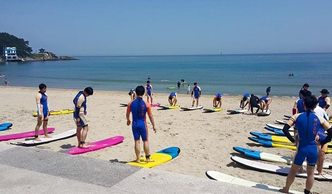 Busan Surf Lesson & Rental (Songjeong Beach)