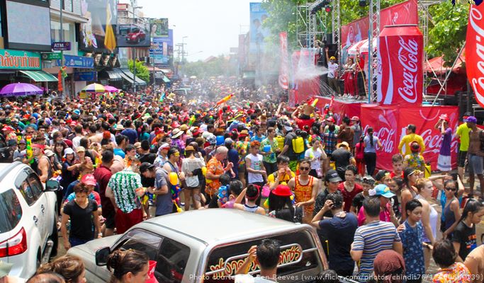 Bangkok Songkran Festival Tour: Canal Tour & Water Battle (Apr 13~15)