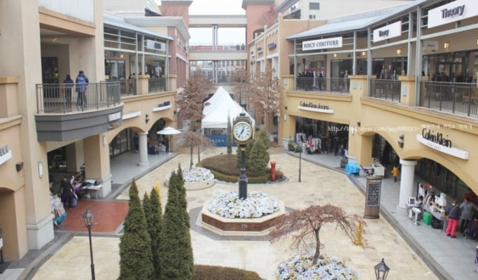 Nijimori Studio + Korean Culture Experience Tour (+ Laveniche/ Majang Lake/ Shinsegae Outlet)