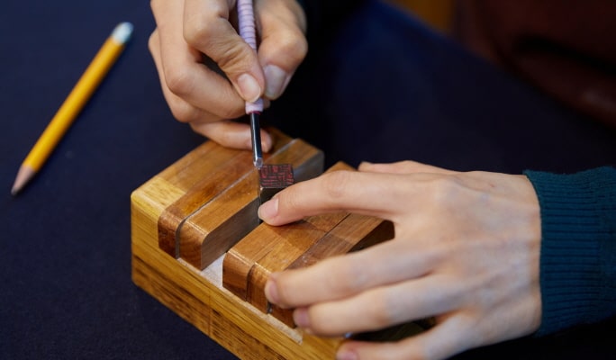 Make Your Own Korean Stamp Seal in Insadong, Seoul