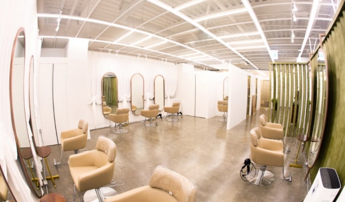 Lash Lift & Eyebrow Shaping in Apgujeong, Seoul (Style Floor)