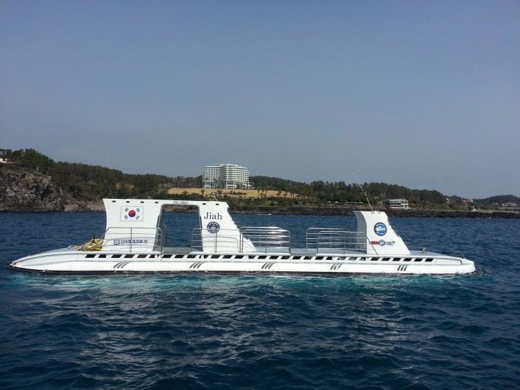 jeju submarine tour reviews