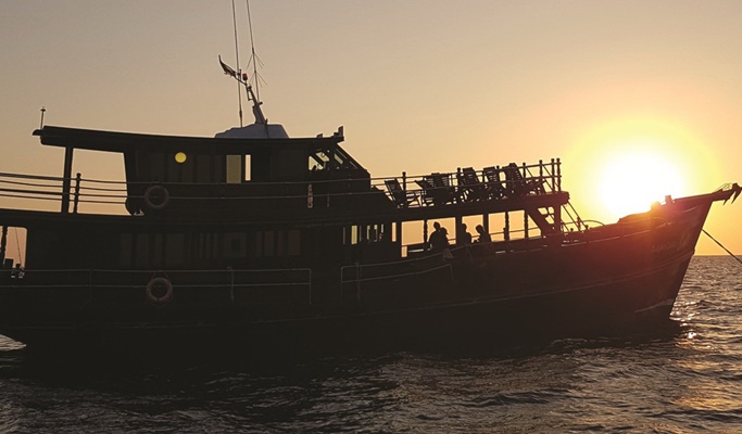 Khao Lak Sunset Tour by Big Boat (+Fishing/Dinner/Transfer)