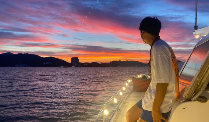 Private Yacht Tour in Tongyeong (Day/ Sunset)