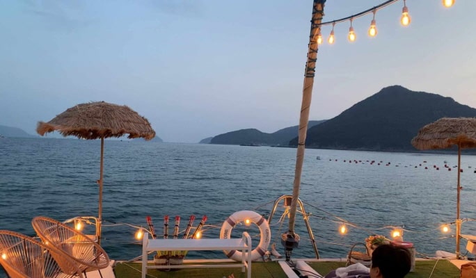 Private Yacht Tour in Tongyeong (Day/ Sunset)