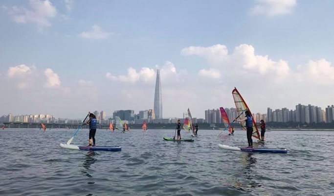Han River Stand Up Paddle Board (SUP) Lesson & Rental