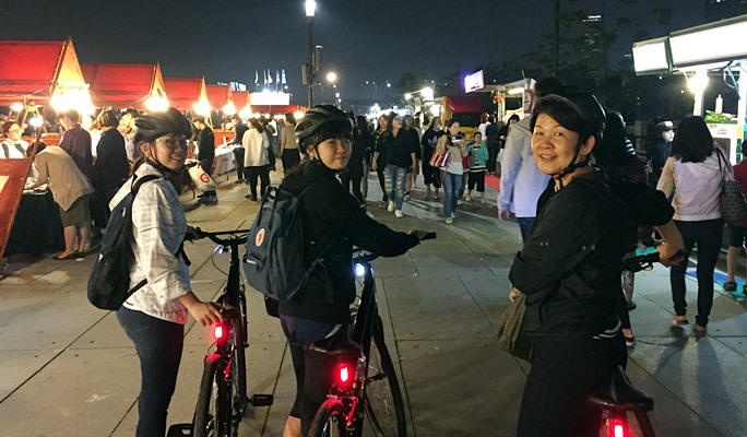 Seoul by Bike: Han River Small Group Night Bike Tour