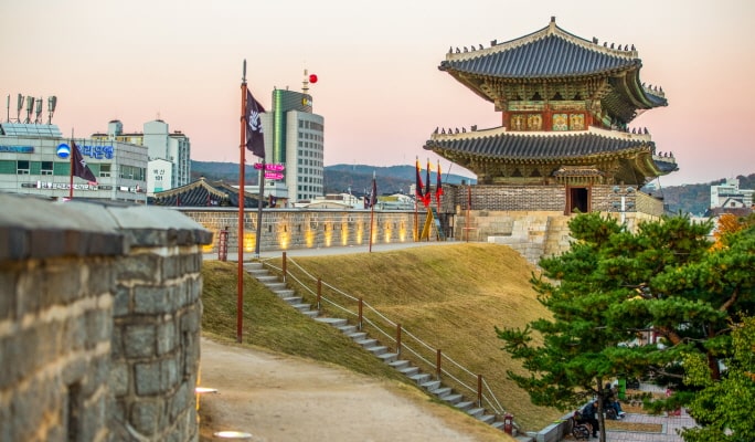Korean Folk Village & Suwon Hwaseong Fortress 1 Day Tour - from Seoul