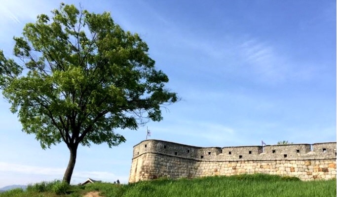 Seoul Vicinity: Suwon Hwaseong Fortress + Korean Folk Village + Uiwang Rail Bike 1 Day Tour