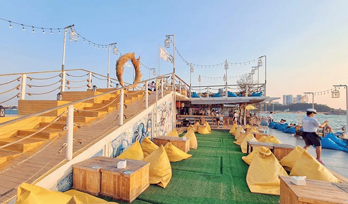 Tappia Floating Cafe Pattaya Admission Ticket