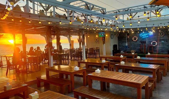 Tappia Floating Cafe Pattaya Admission Ticket