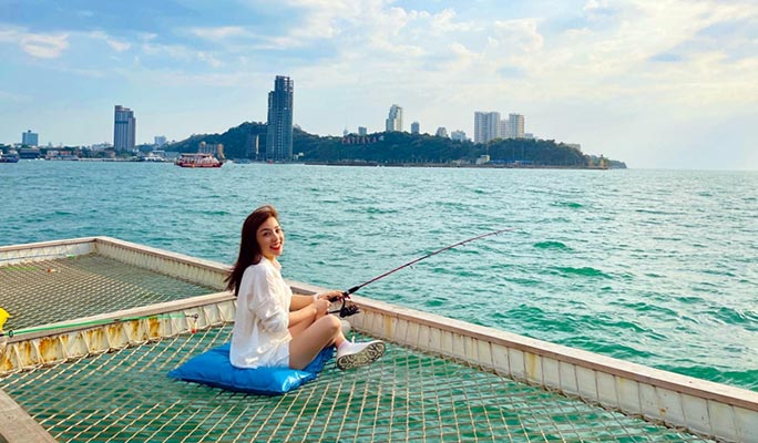 Tappia Floating Cafe Pattaya Admission Ticket