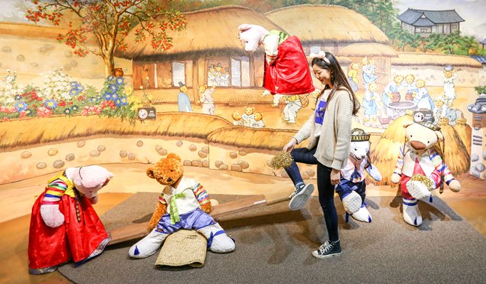 Teseum Teddy Bear Theme Park Seoul & Mirror Maze Discount Ticket