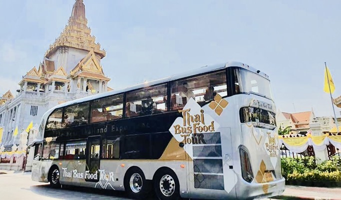 thai bus food tour.com