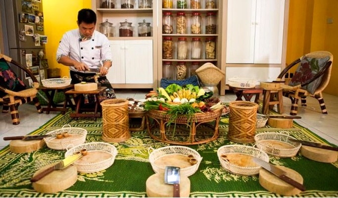 Traditional Thai Cooking Class in Bangkok (+ Market Tour option) by Silom Thai Cooking School