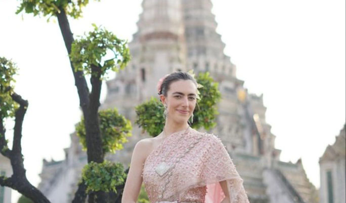 ワットアルンでのタイ衣装レンタル＆ヘアスタイリング－プロの写真撮影付き