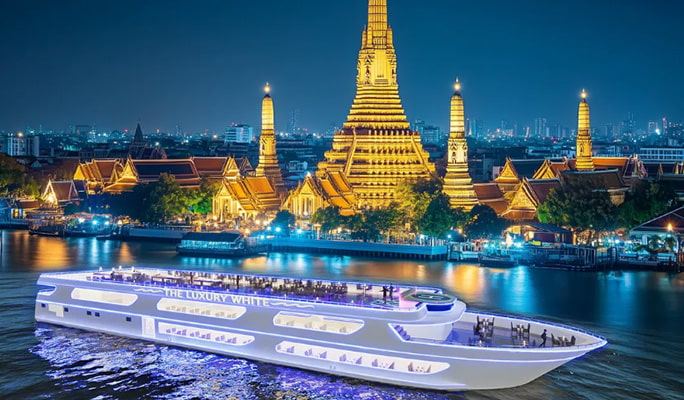 The Luxury White Dinner Cruise in Bangkok (+ International & Thai Buffet)