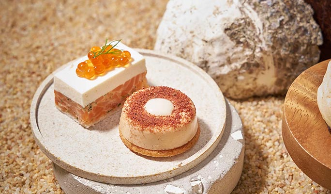 The Verdant Afternoon Tea at Sindhorn Kempinski Hotel Bangkok