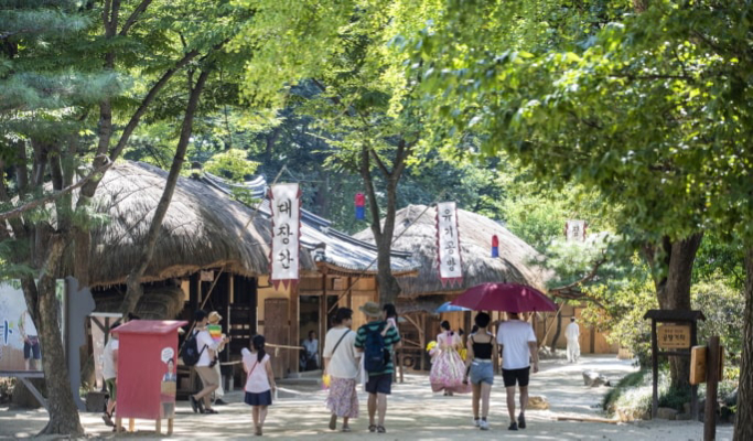 2024 New Year's Eve Sunset Tour: Korean Folk Village + Seohaerang Cable Car + Tando Port - from Seoul (Dec 31)