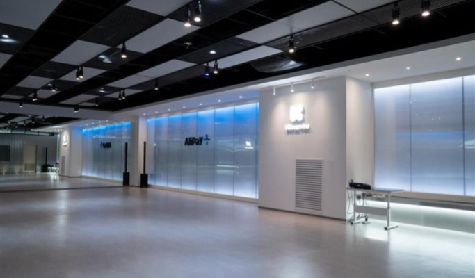 K-pop Dance & Vocal Training 1 Day Class + Video Shooting Experience in Gangnam, Seoul