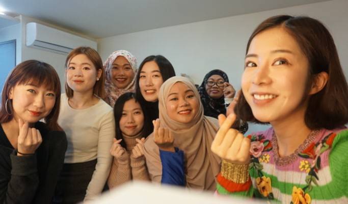 K-beauty 101：韓国のテレビホストによるスキンケア＆メイクアップクラス (プライベート/グループ)