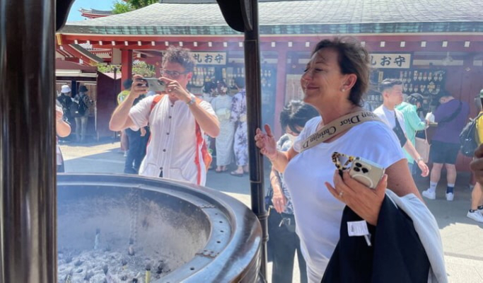 Sushi Making Experience in Asakusa, Tokyo (+ Local Tour/ Rickshaw/ Sake Tasting option)