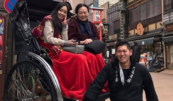 Sushi Making Experience in Asakusa, Tokyo (+ Local Tour/ Rickshaw/ Sake Tasting option)