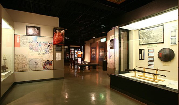 Gujo Hachiman, Sky Castle of Okumino 1 Day Tour from Nagoya
