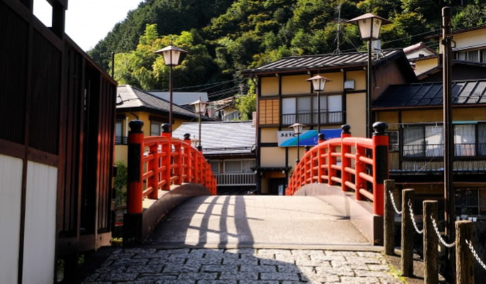 Gujo Hachiman, Sky Castle of Okumino 1 Day Tour from Nagoya
