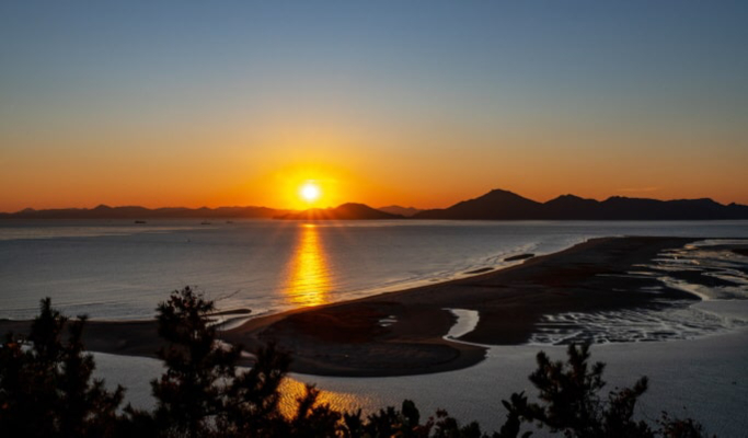 2024 New Year's Eve Sunset Tour from Busan (Dec 31)