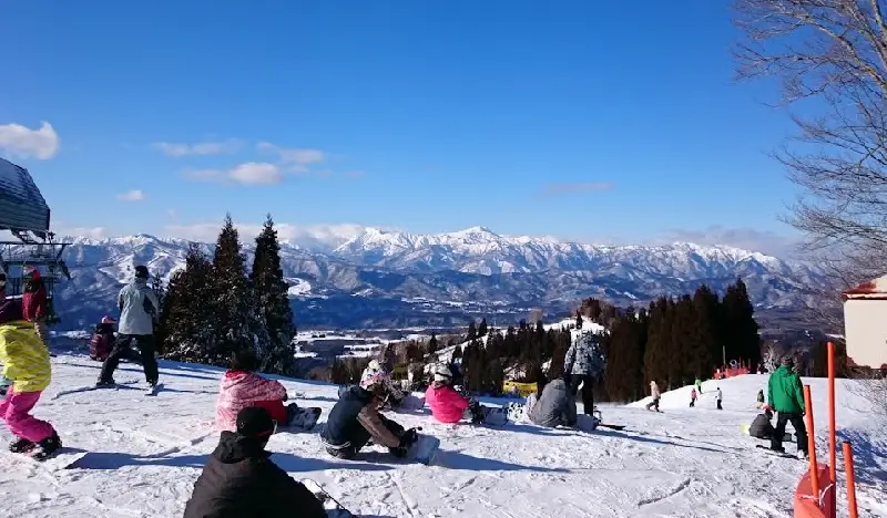 WhitePIA Takasu: 1 Day Lift Pass & Shuttle Bus Package from Nagoya - view 2