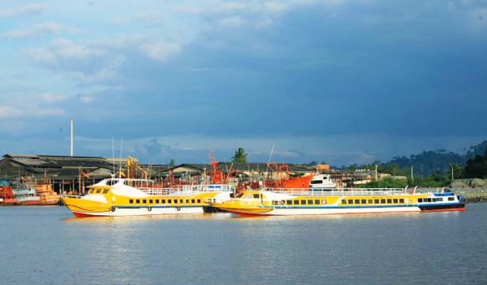 Koh Lanta ↔ Ko Ngai/Koh Kradan/Ko Muk/Koh Lipe Ferry Transfer
