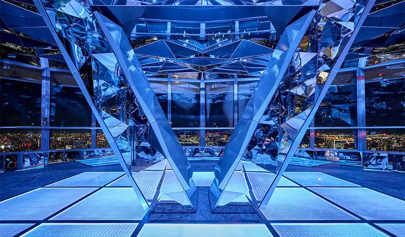 Tokyo Tower Top Deck Tour (150m + 250m)