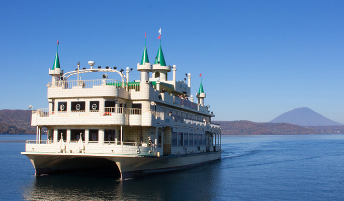 Toyakokisen: Lake Toya Cruise Ticket in Hokkaido