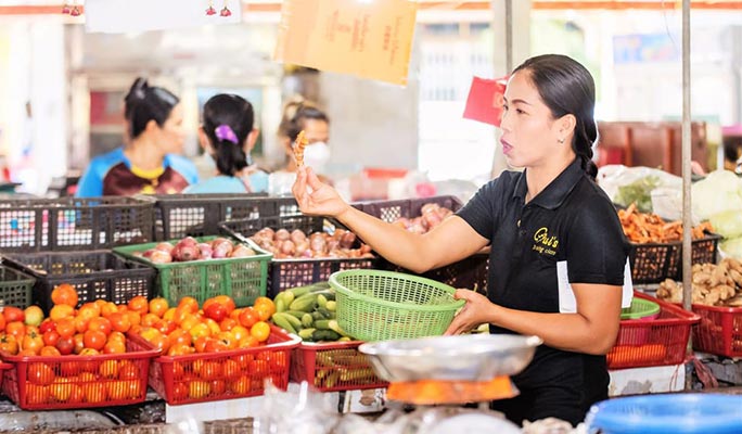 Traditional Thai Cooking Class + Local Market Tour by Pui's Thai Cooking Class in Khao Lak (+ Hotel Transfer)