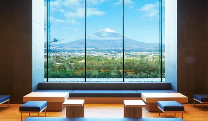 Mt. Fuji Skiing and Onsen 1 Day Tour From Tokyo